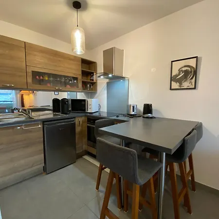 Apartment Moderne Proche Centre